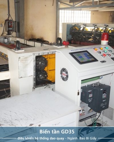 Công ty Tự động hóa Hoàng Gia HGA cung cấp tủ điện biến tần GD35 điều khiển hệ thống dao quay - Ngành Bao Bì Giấy