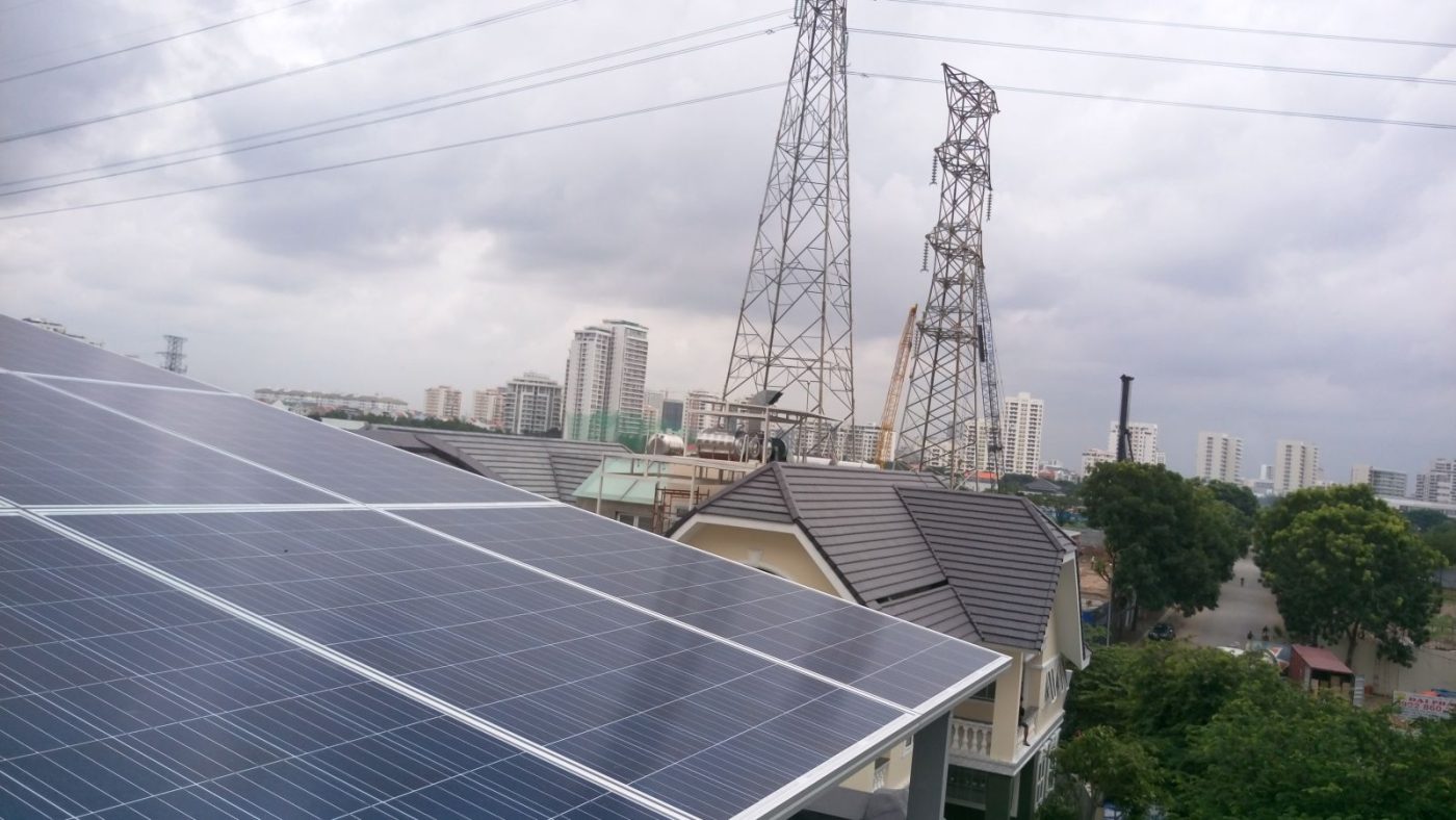 Lắp đặt hệ thống điện năng lượng mặt trời hòa lưới 6KW dành cho hộ gia đình 