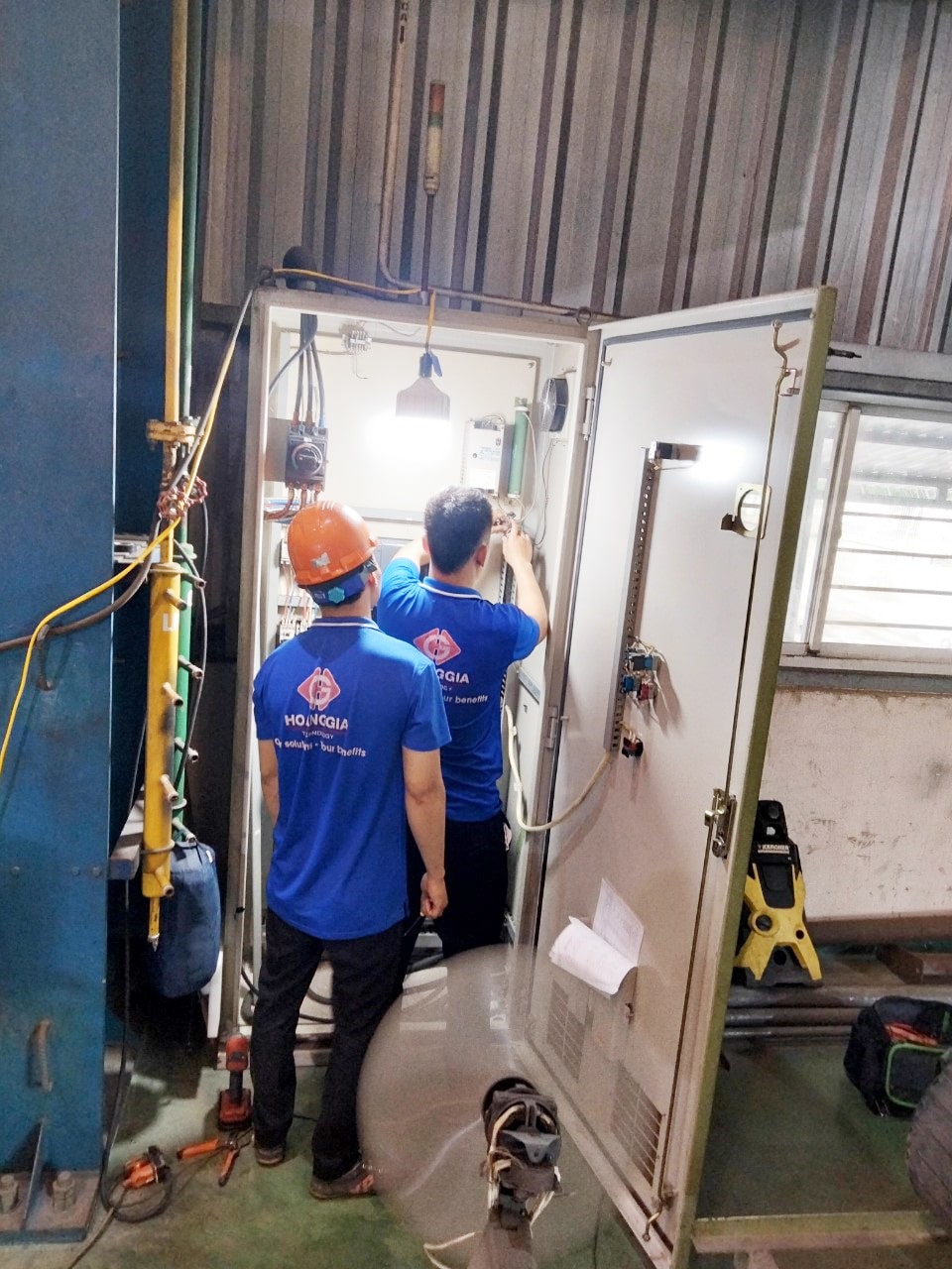 Lắp đặt biến tần INVT thay thế cho biến tần Mitsubishi chạy cho ứng dụng Turning Rolls