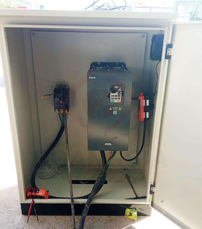 lắp đặt biến tần cho máy xúc