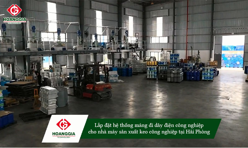 Lắp đặt hệ thống máng đi dây điện công nghiệp cho nhà máy sản xuất keo công nghiệp tại Hải Phòng 