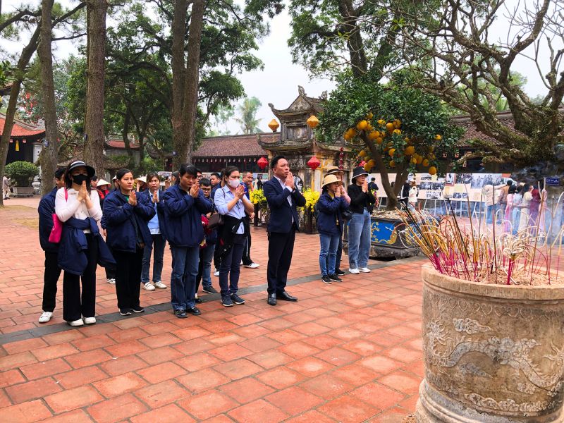 Du Xuân Đầu Năm 2025 Hoàng Gia Automation – Hành Trình Về Miền Đất Linh Thiêng